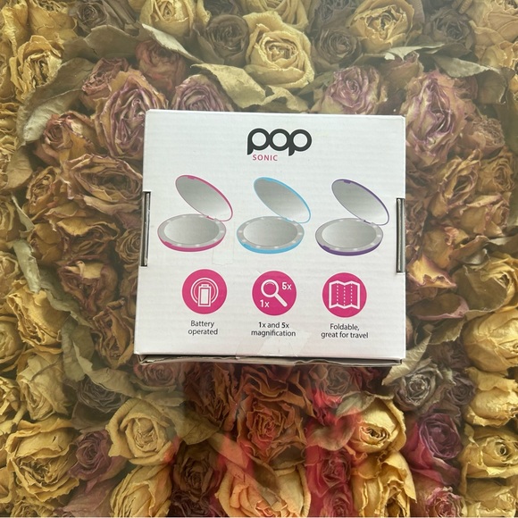 Pop Sonic LED Compact Makeup Mirror - Floral - Picture 3 of 5